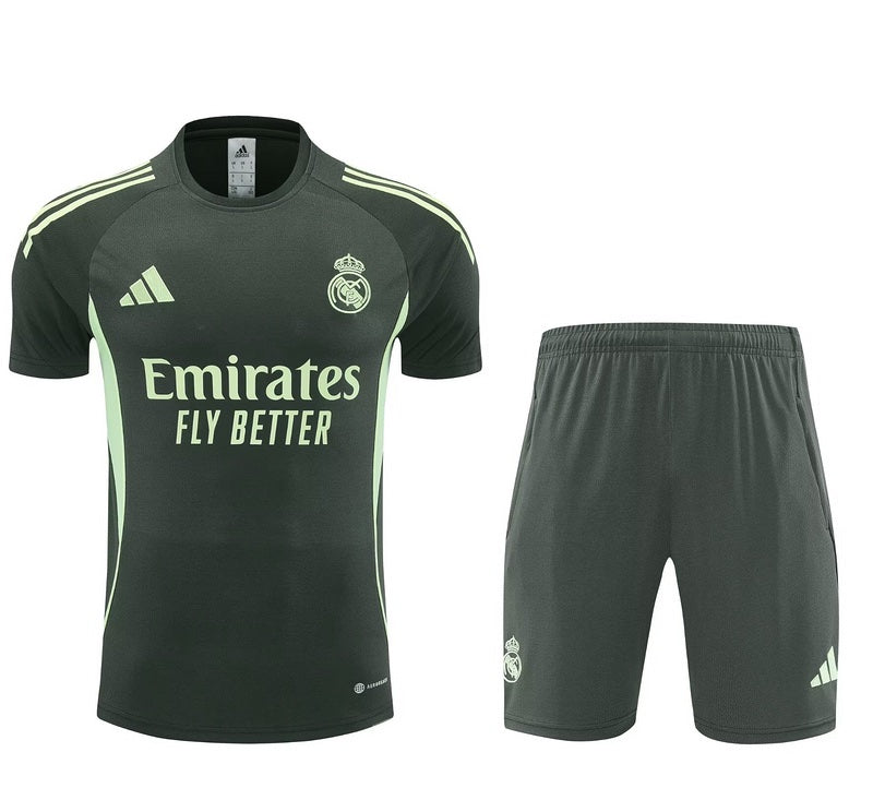 Kit Allenamento Real Madrid 2025/2026 Adulto