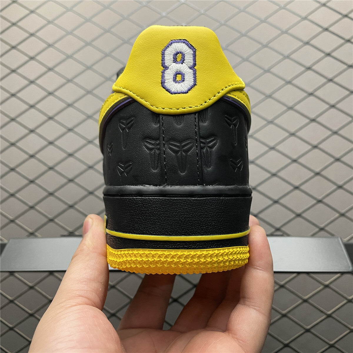 Scarpe Sneakers AIR FORCE 1 Low Kobe Bryant Lakers